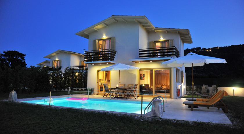 Casa Smaragdi Villas Лефкада Стая снимка